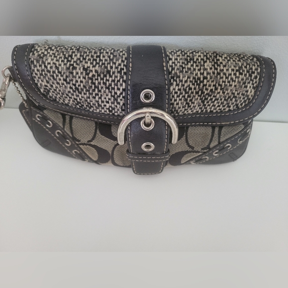 COACH Vintage Signature Soho Wool Flap Wristlet-RARE - Picture 1 of 9